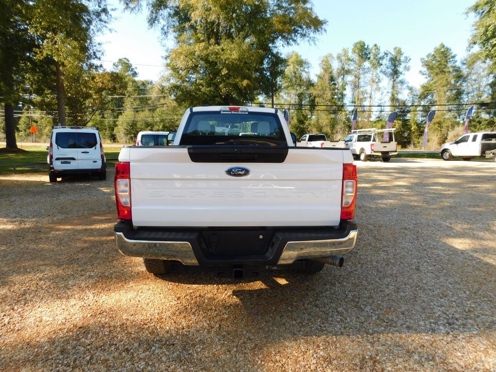 2022 Ford F-250 Image 4