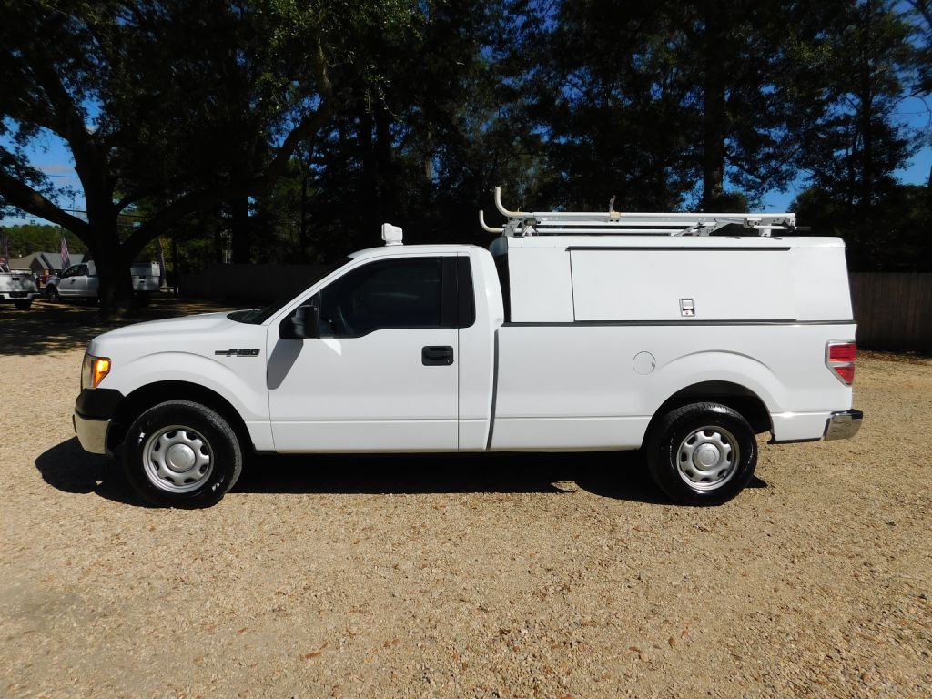 2011 Ford F-150 Image 2