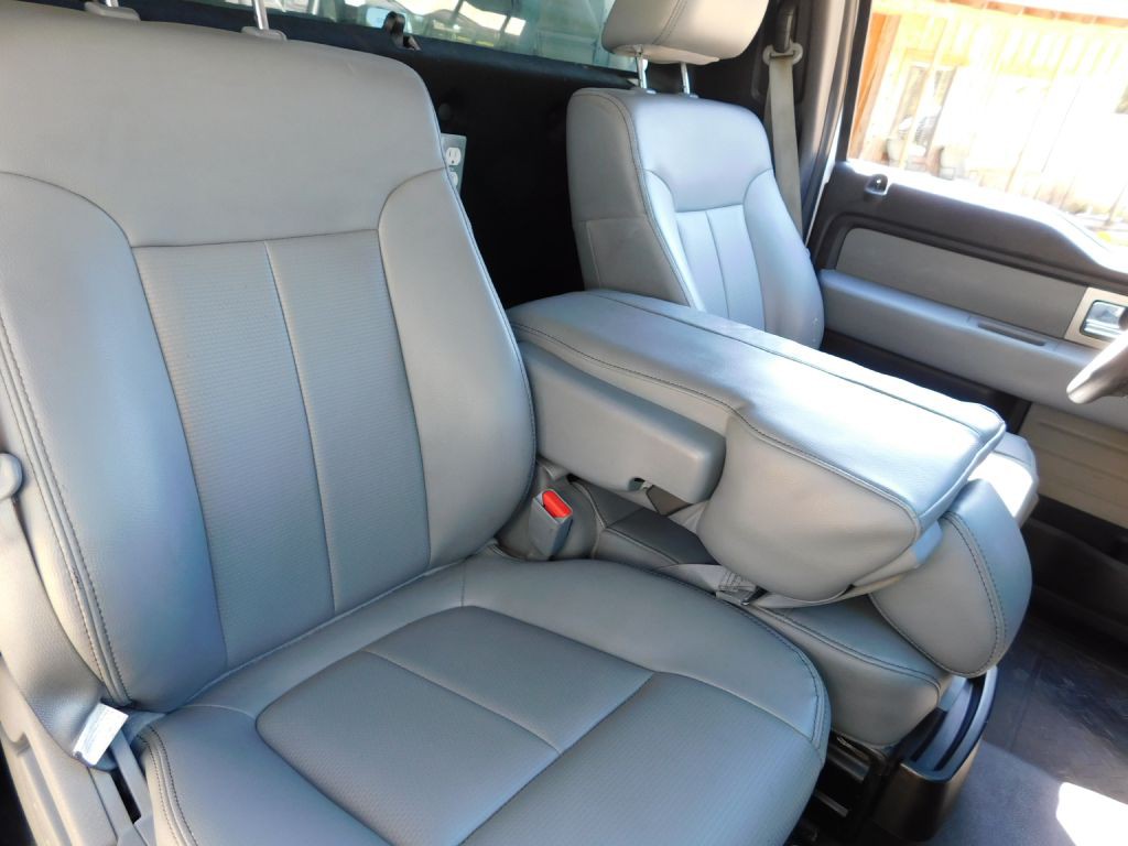 2011 Ford F-150 Image 18