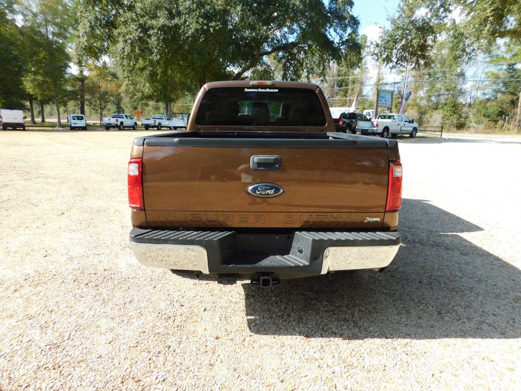 2011 Ford F-250 Image 4