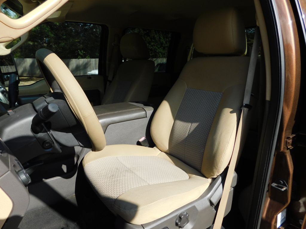 2011 Ford F-250 Image 11