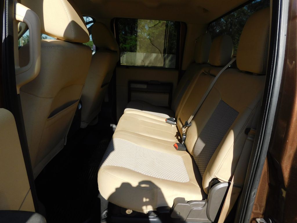 2011 Ford F-250 Image 12