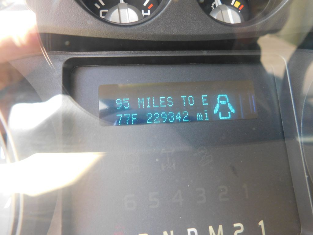 2011 Ford F-250 Image 26