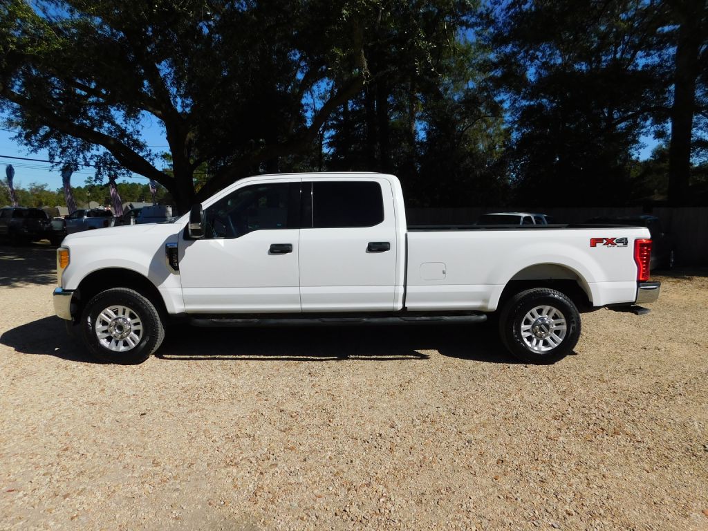 2017 Ford F-250 Image 3