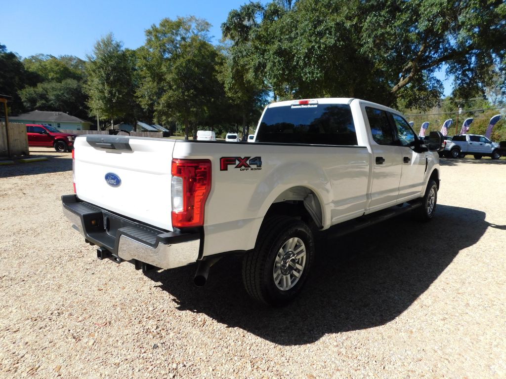2017 Ford F-250 Image 6