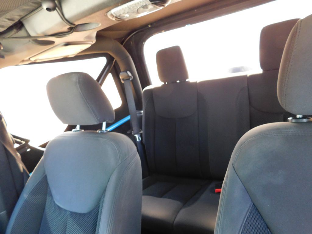 2017 Jeep Wrangler Image 11