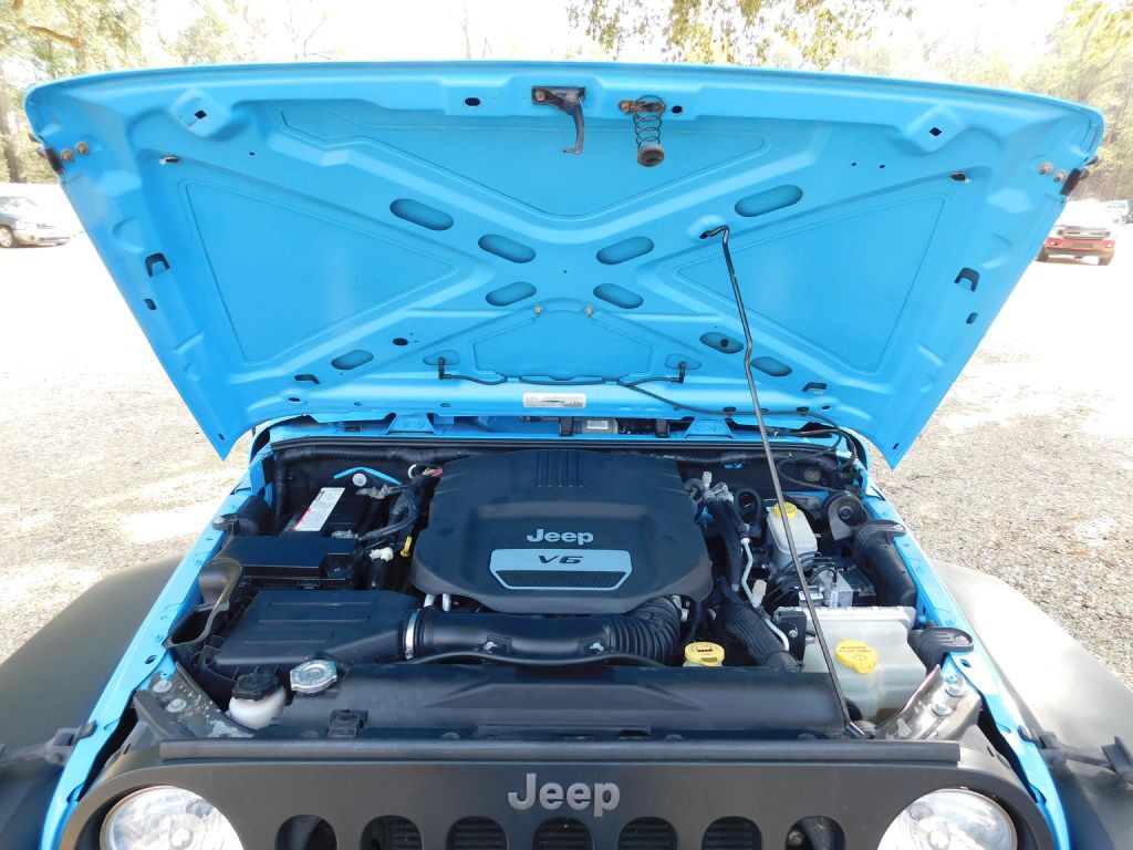 2017 Jeep Wrangler Image 16