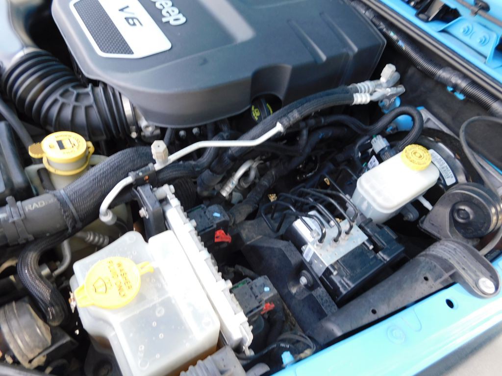 2017 Jeep Wrangler Image 18