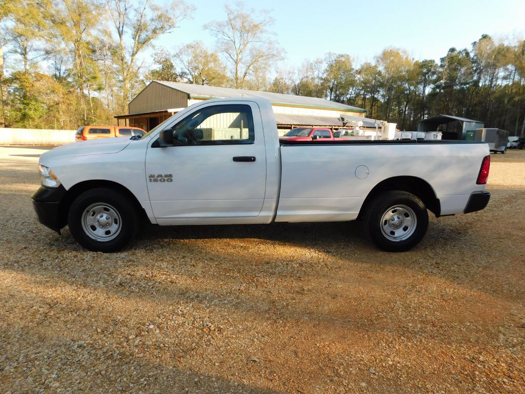 2017 RAM 1500 Image 2