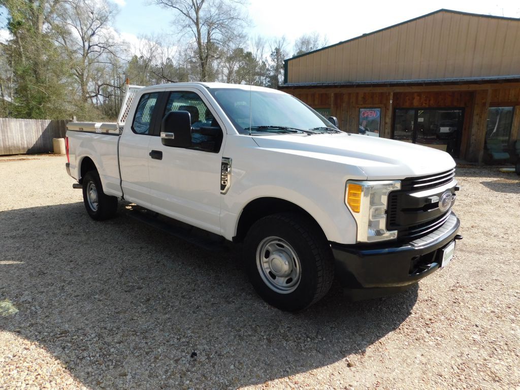 2017 Ford F-250 Image 13