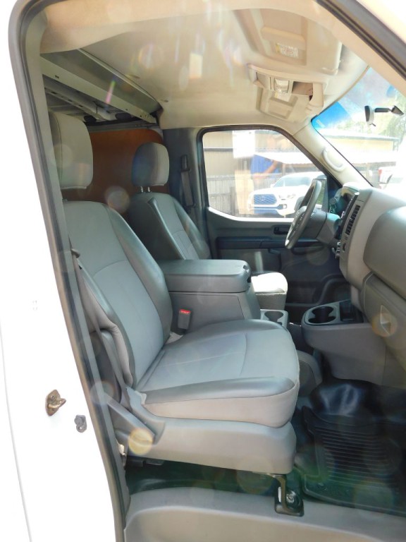 2018 Nissan NV Image 13