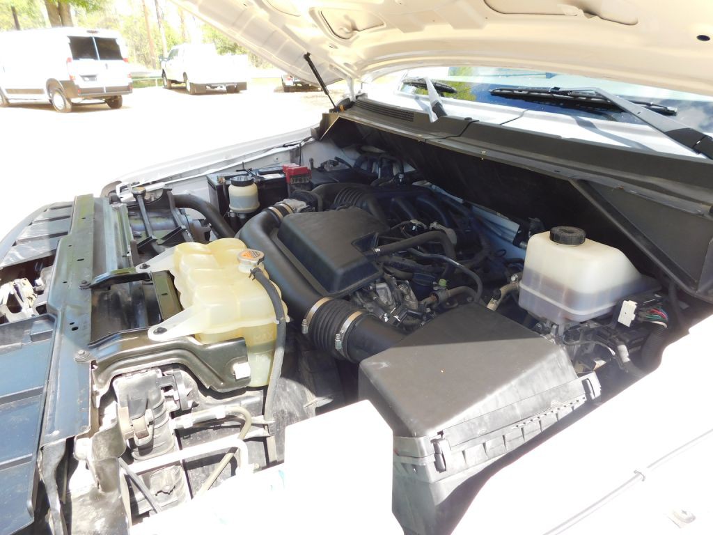 2018 Nissan NV Image 28