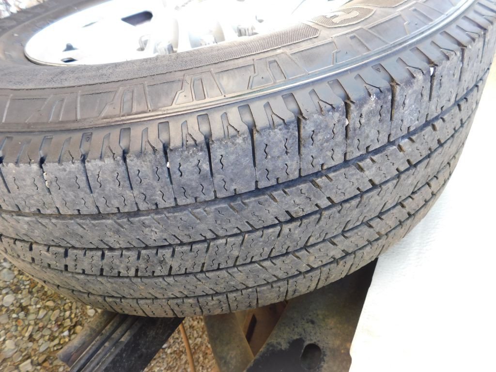 2018 Nissan NV Image 33