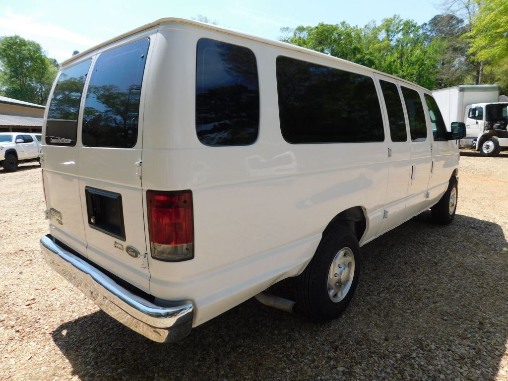 2013 Ford Econoline Image 5