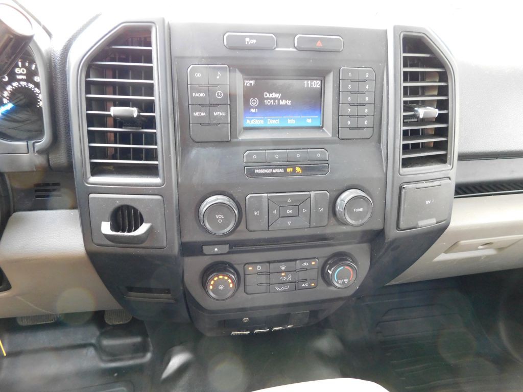 2015 Ford F-150 Image 16