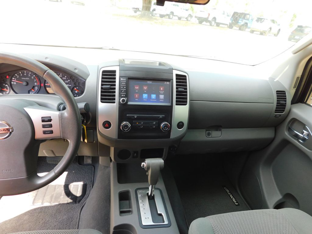 2019 Nissan Frontier Image 12