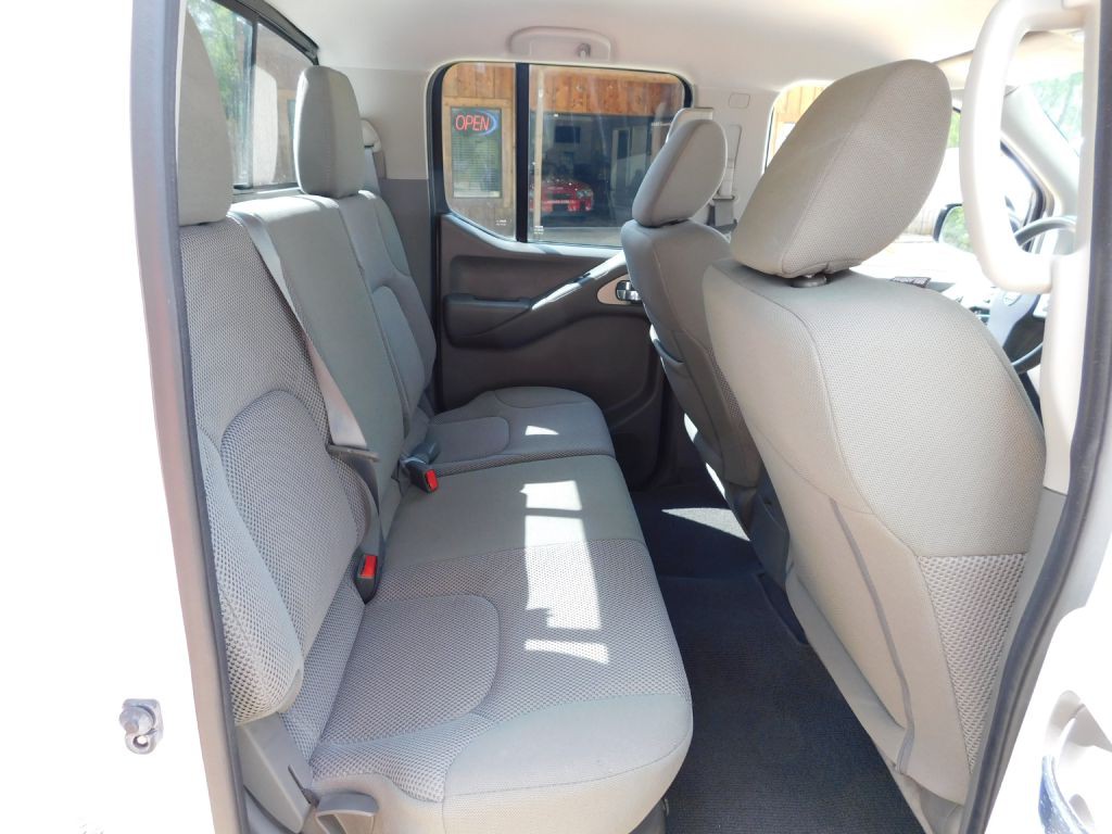 2019 Nissan Frontier Image 19