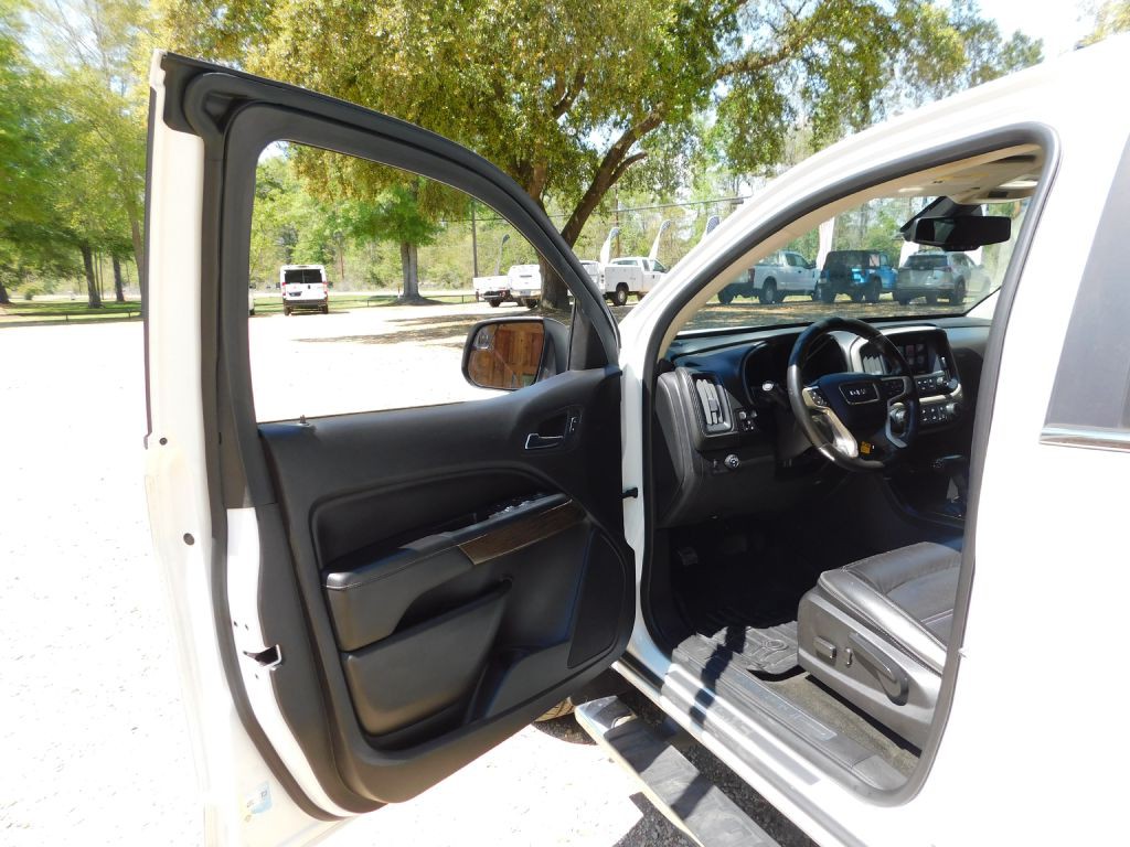 2018 GMC Canyon Image 11