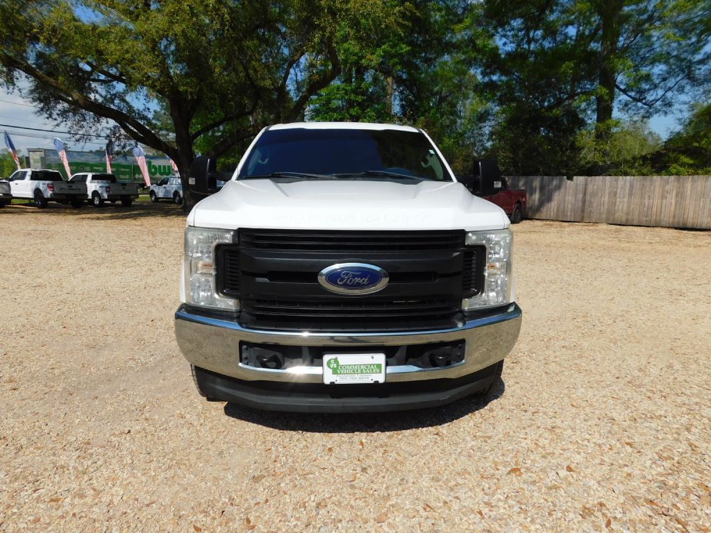 2017 Ford F-250 Image 8