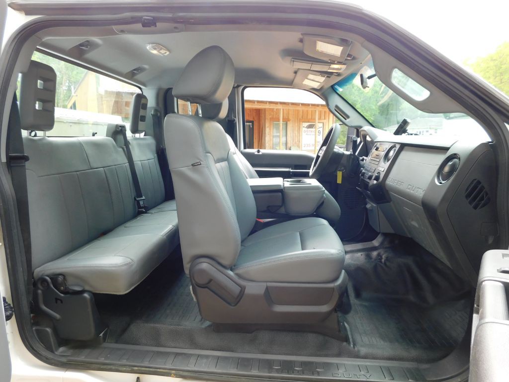 2016 Ford F-350 Image 16