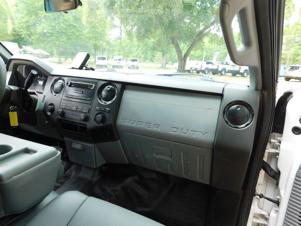 2016 Ford F-350 Image 17