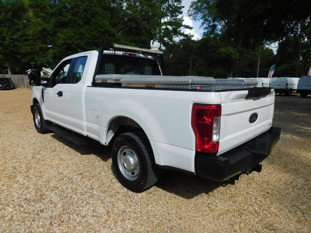 2018 Ford F-250 Image 3