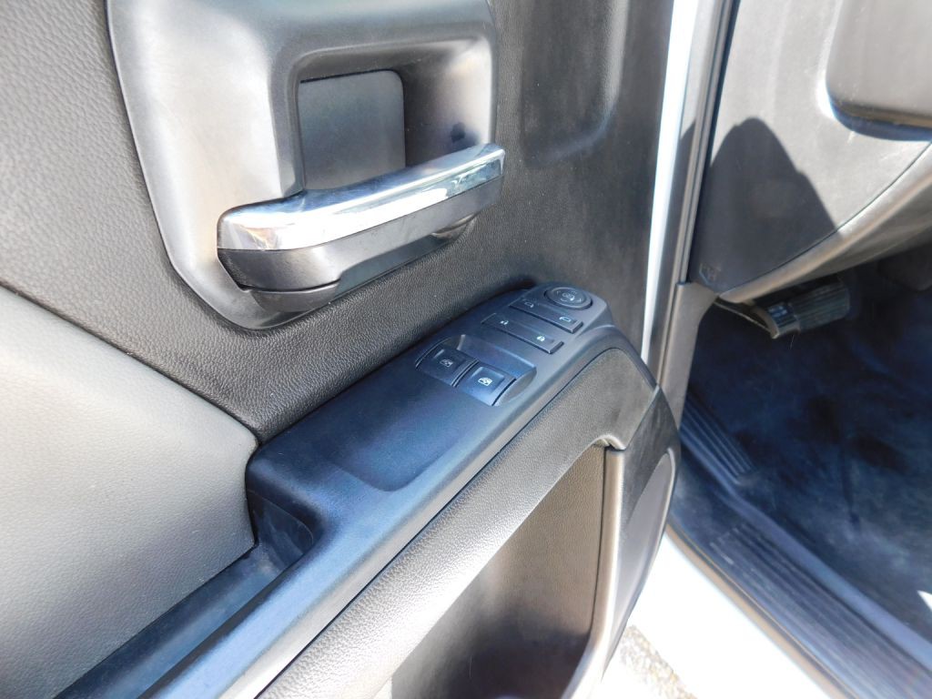 2016 Chevrolet Silverado 1500 Image 12
