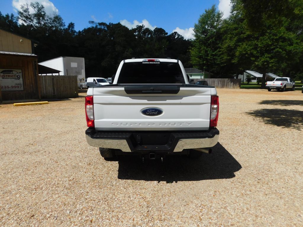 2022 Ford F-250 Image 4