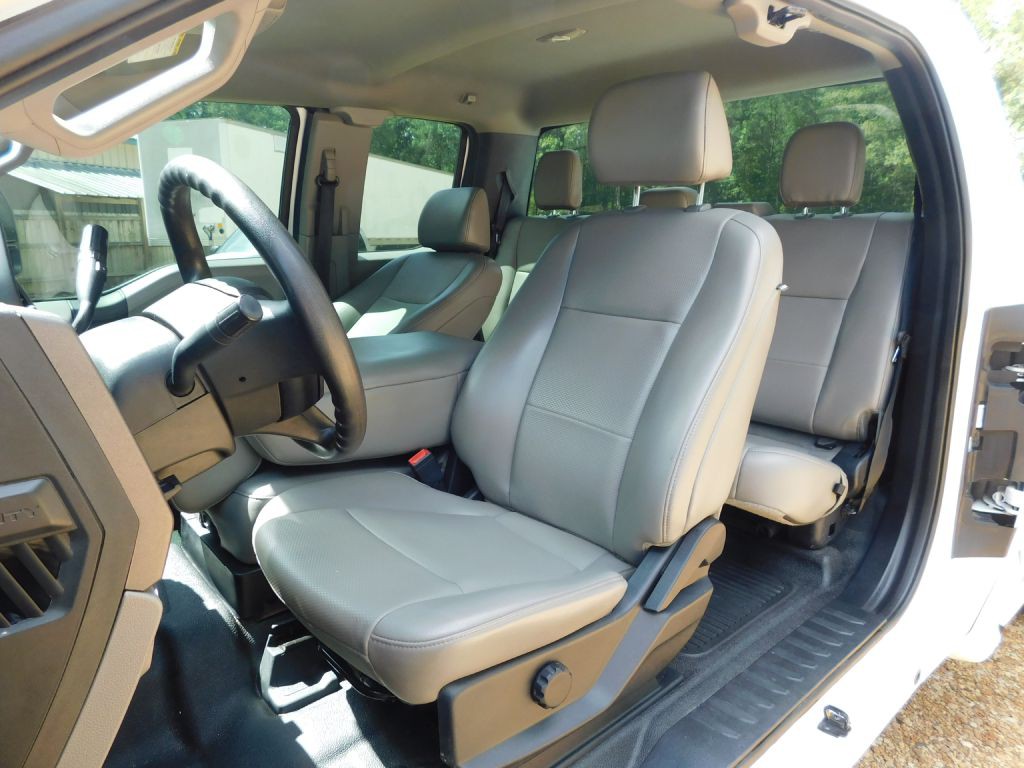 2021 Ford F-250 Image 13
