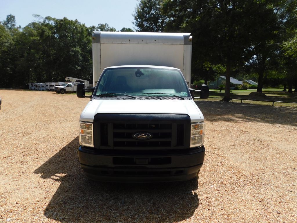 2023 Ford Econoline Image 9