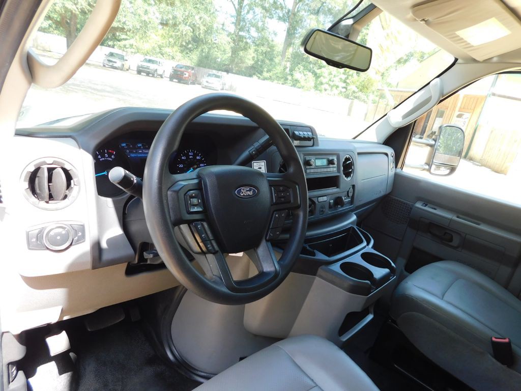 2023 Ford Econoline Image 13