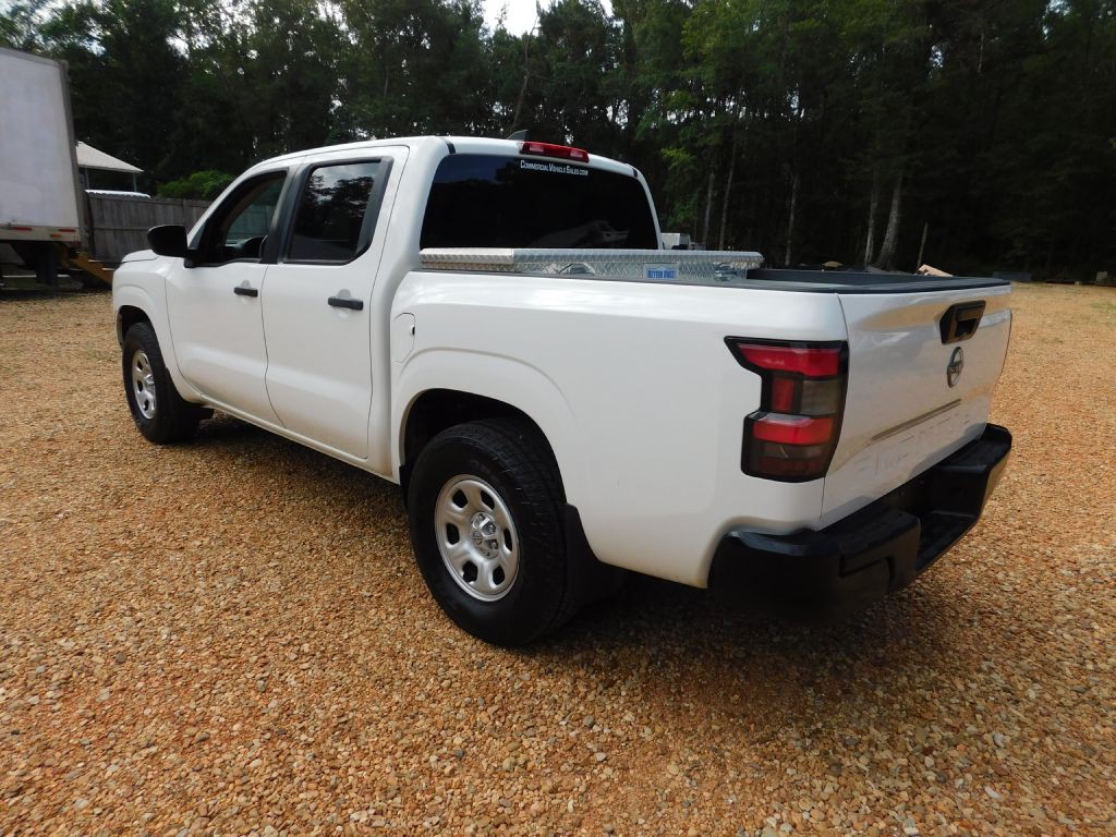 2022 Nissan Frontier Image 6