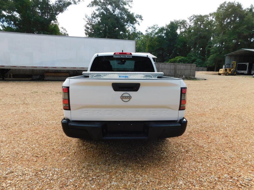 2022 Nissan Frontier Image 9