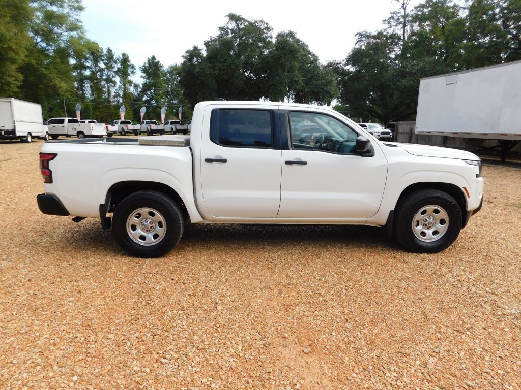 2022 Nissan Frontier Image 14