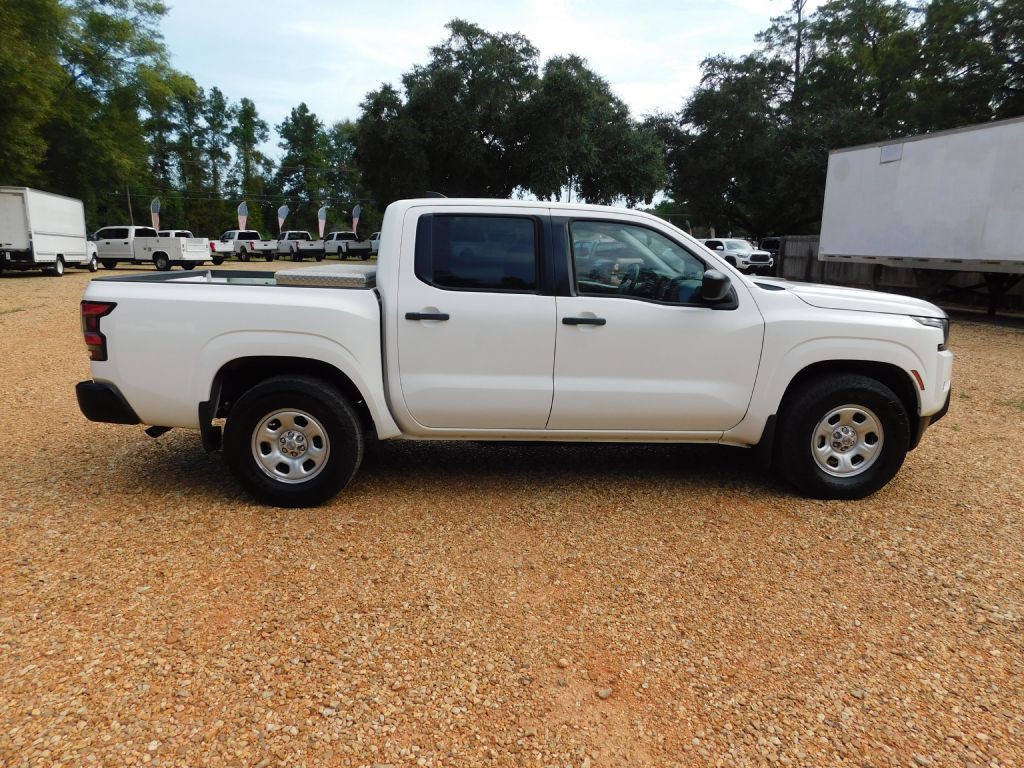 2022 Nissan Frontier Image 15