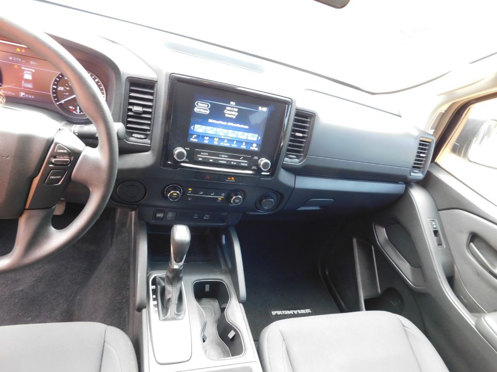 2022 Nissan Frontier Image 21