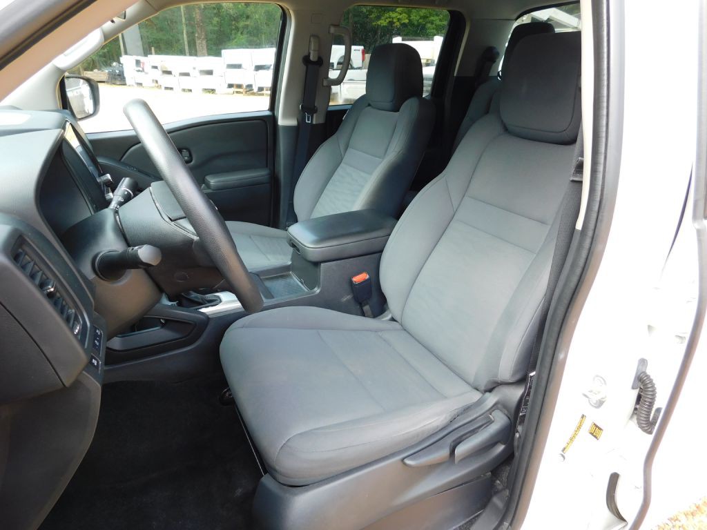 2022 Nissan Frontier Image 23