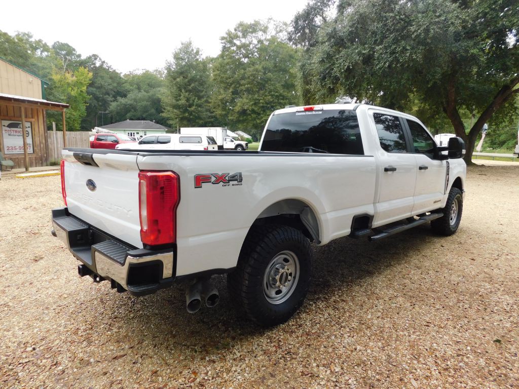 2023 Ford F-250 Image 6
