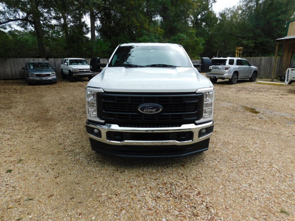 2023 Ford F-250 Image 9