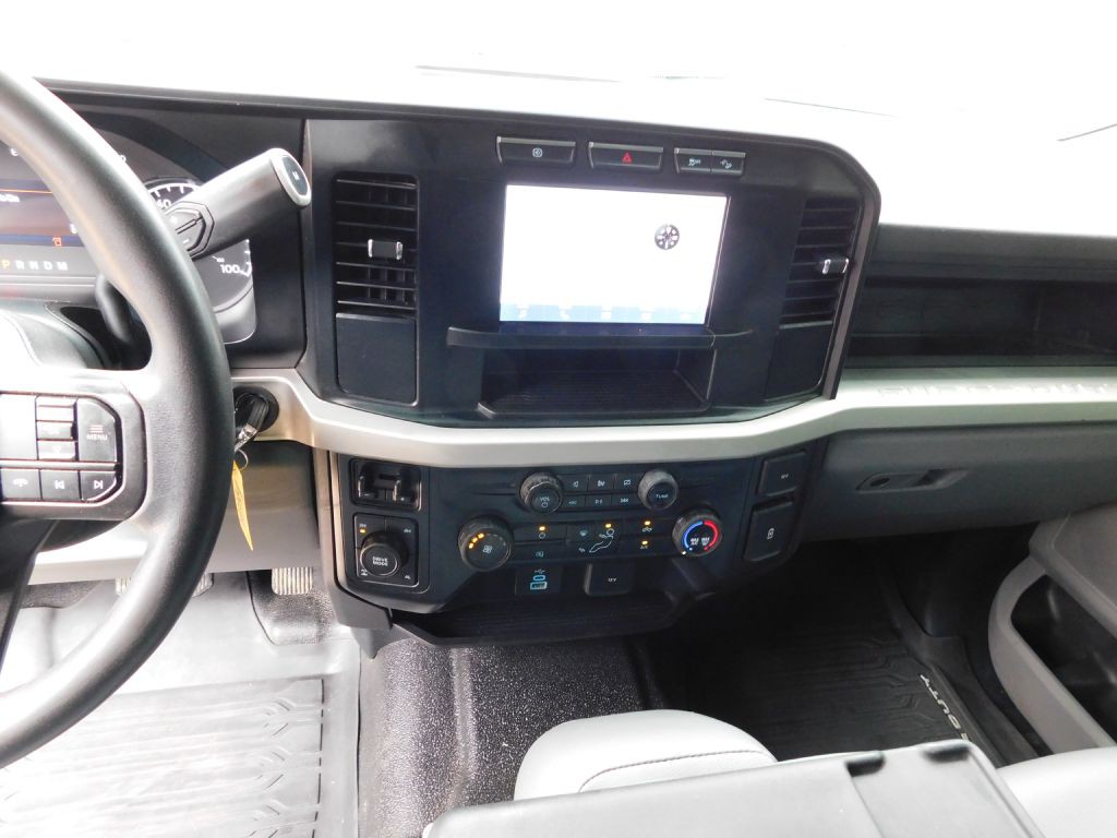 2023 Ford F-250 Image 12