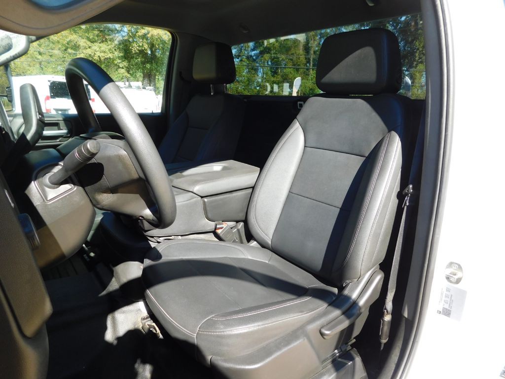 2022 Chevrolet Silverado 1500 Image 11