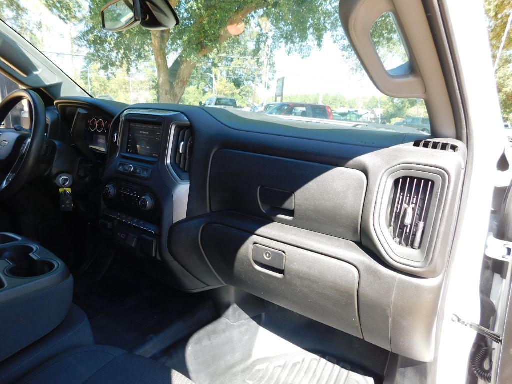 2022 Chevrolet Silverado 1500 Image 17