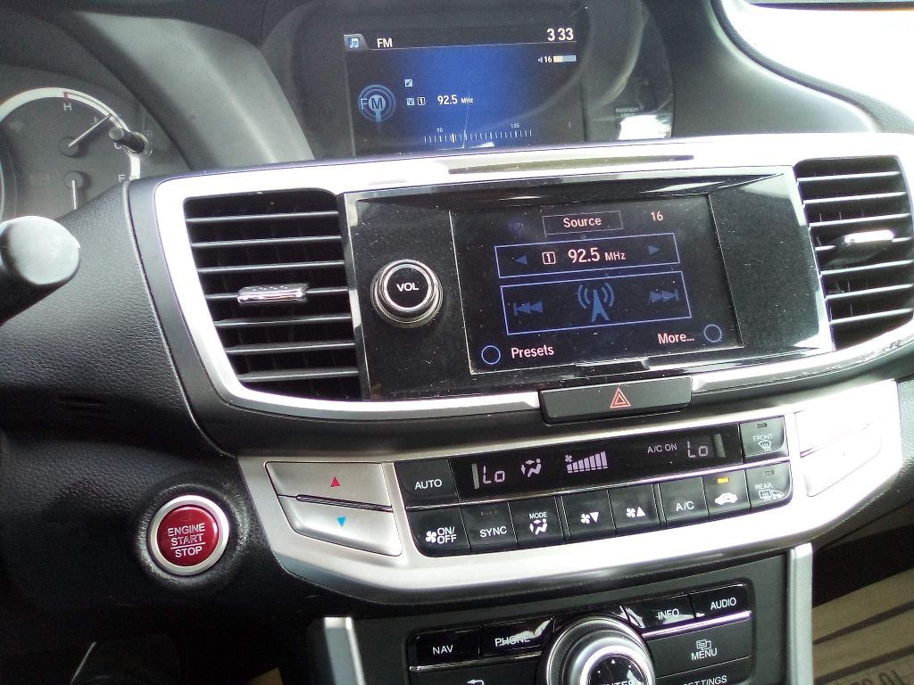 2014 Honda Accord Image 16