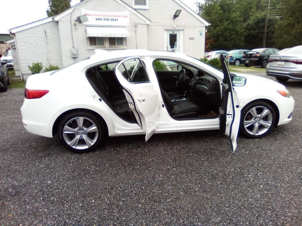 2014 Acura ILX Image 12