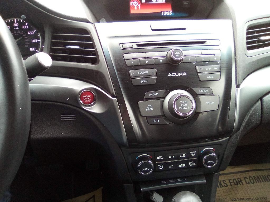 2014 Acura ILX Image 21