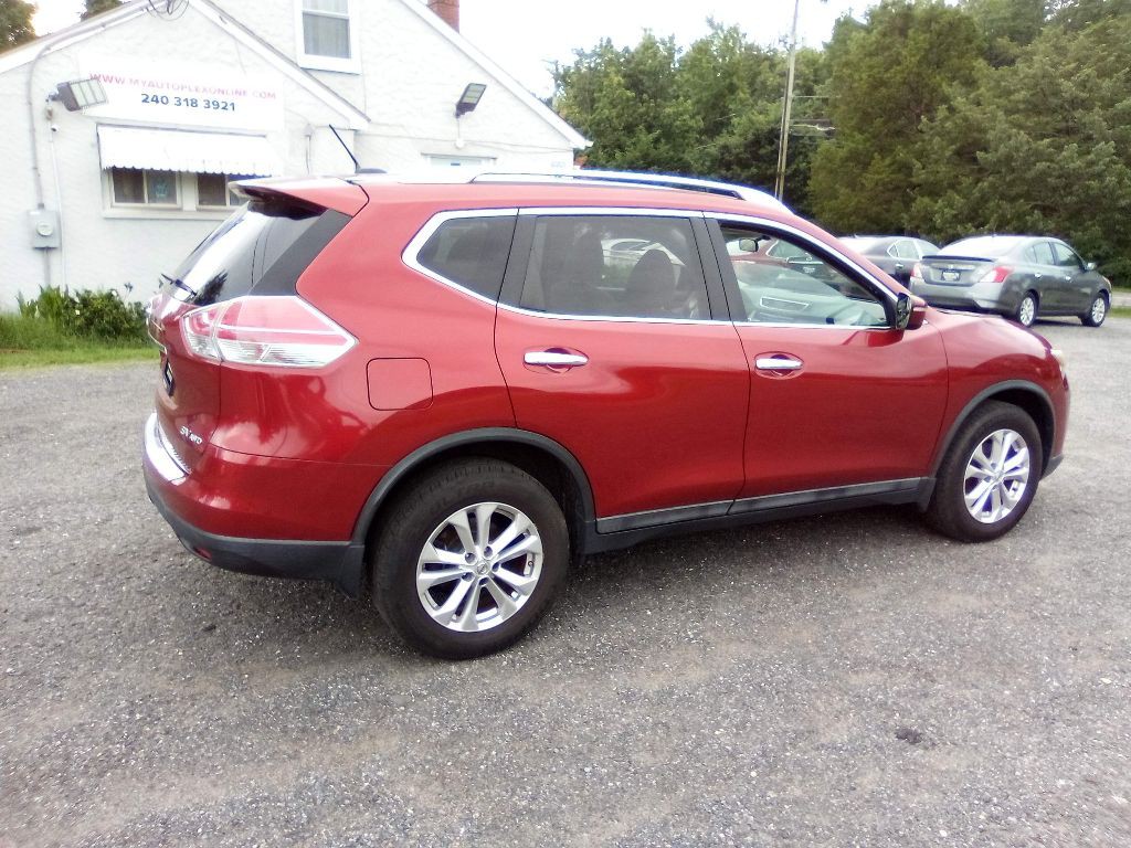 2015 Nissan Rogue Image 4