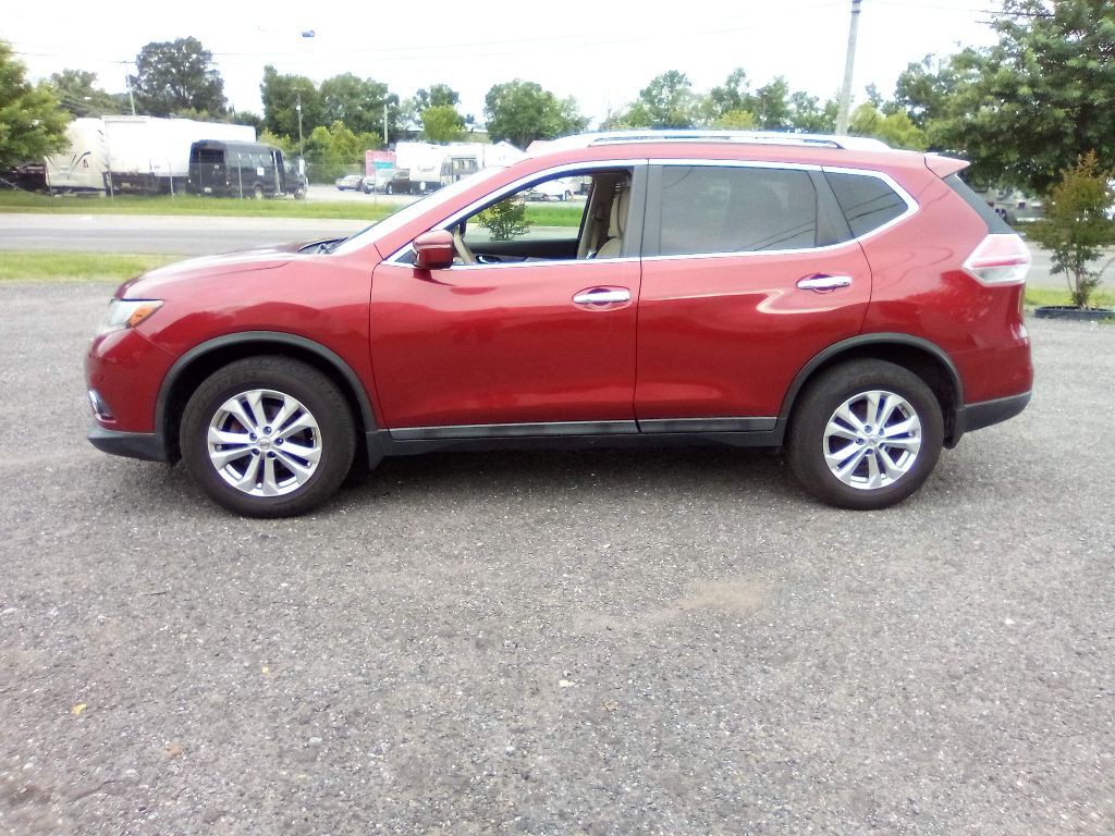 2015 Nissan Rogue Image 25