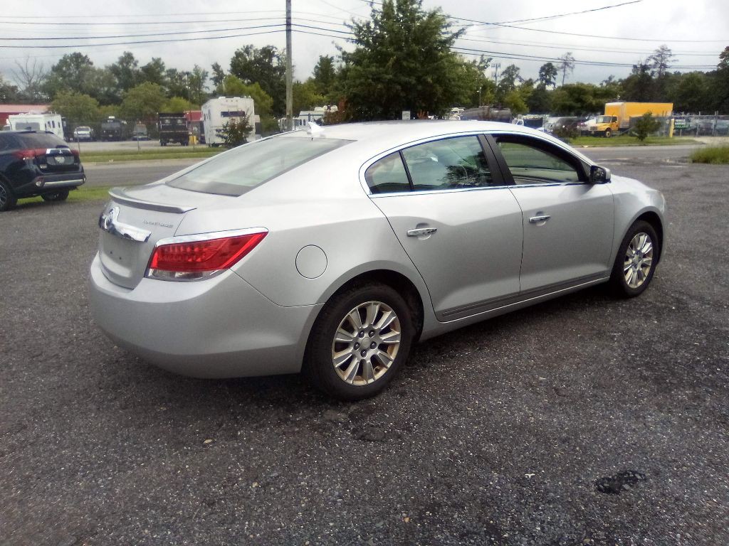 2013 Buick Lacrosse Image 4