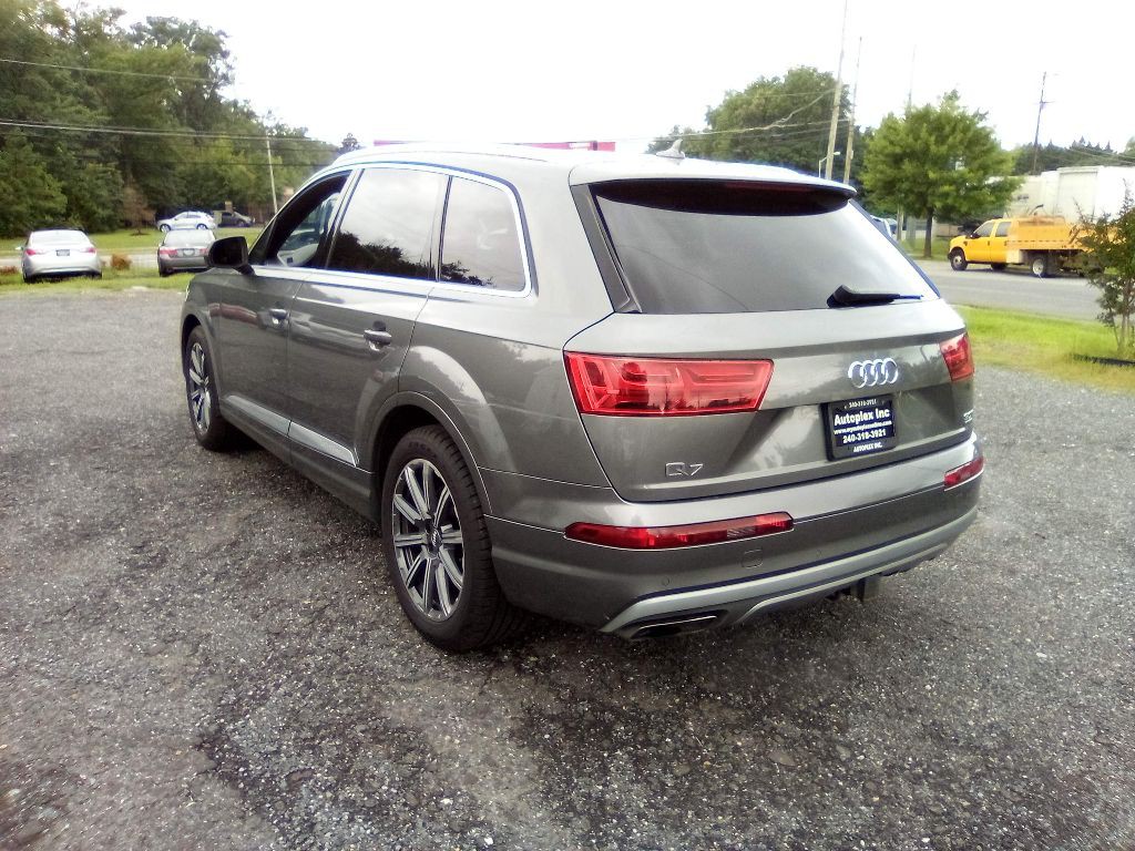 2017 Audi Q7 Image 7