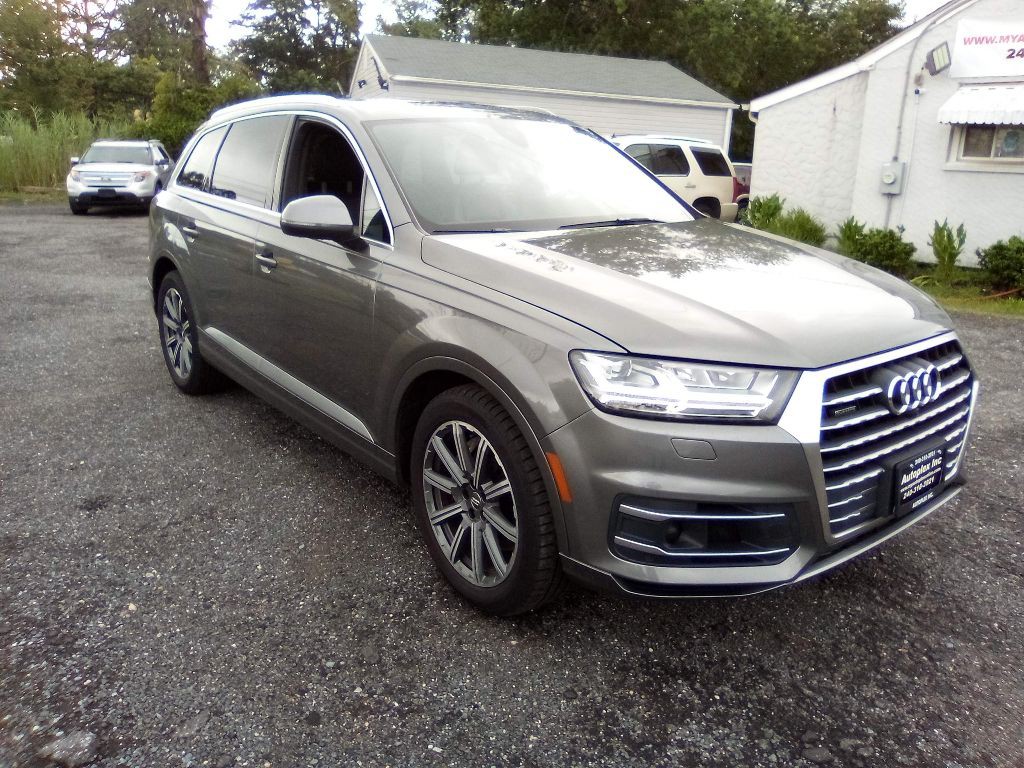 2017 Audi Q7 Image 11